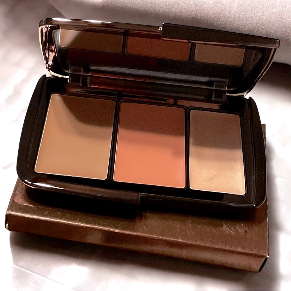 HOURGLASS ILLUME SHEER COLOR TRIO PALLETE - SUNSET